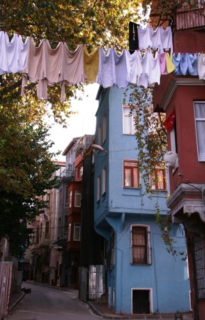 Istanbul Fatih colorful houses by Locspics